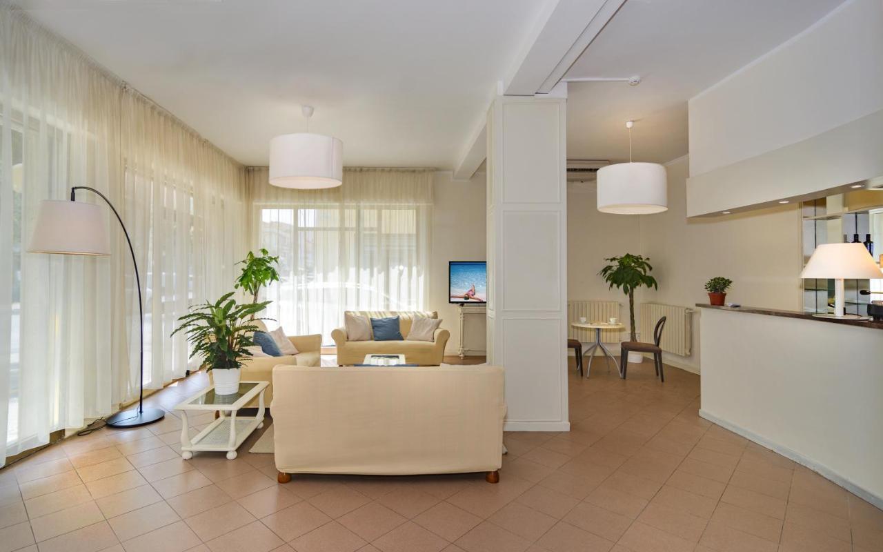 Hotel Stella D'Italia Viareggio Exterior photo